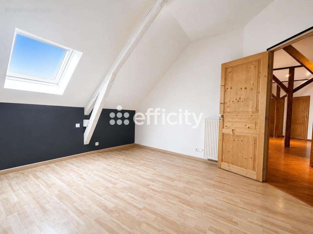 Maison 225 m² à Marcille-Robert  - photo 14