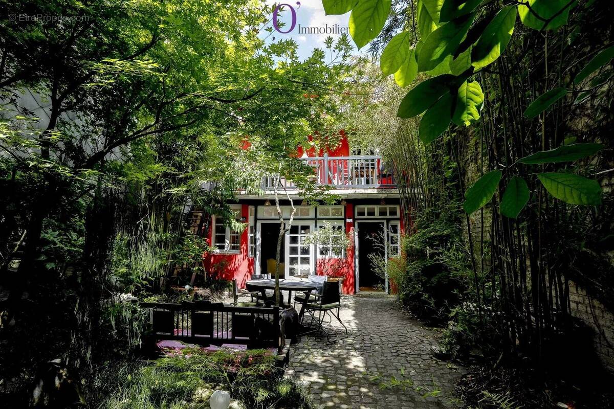 Maison à LES LILAS