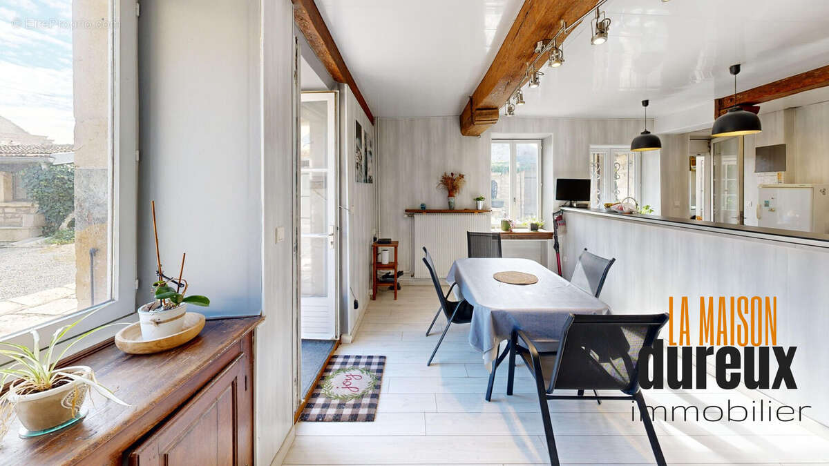 Maison à AUTREY-LES-GRAY