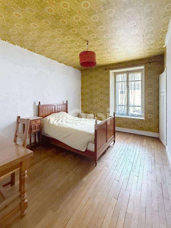 Maison à CLINCHAMP