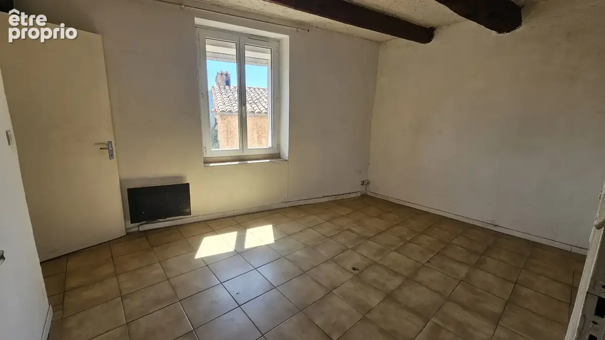 Offrant une tres belle vue - 2 appartements de 32 et 35 m2 et une cave de 35m2 - photo 8
