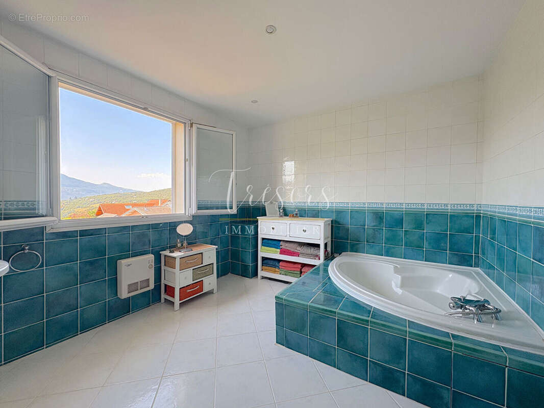 Maison à AIX-LES-BAINS