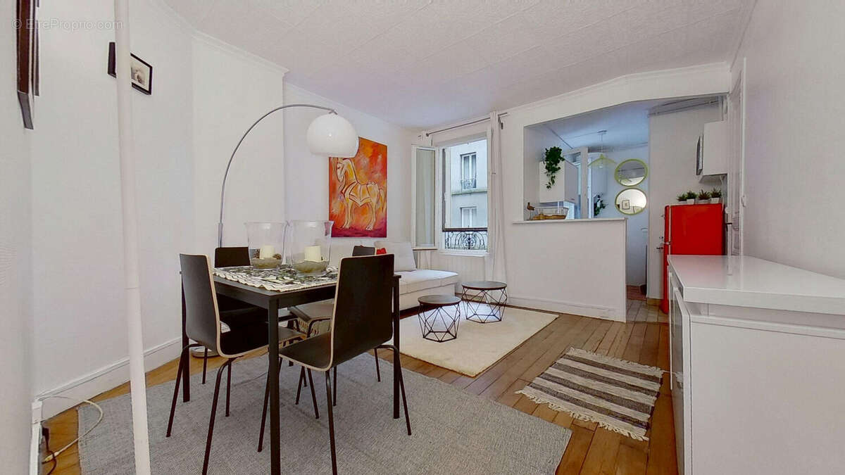 Appartement à PARIS-17E