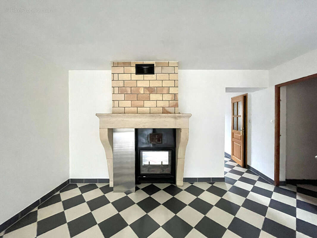 Maison à CHAMBLEY-BUSSIERES