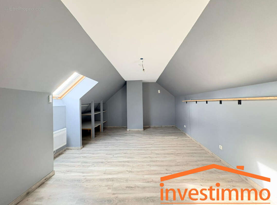 Maison à LANDRETHUN-LE-NORD