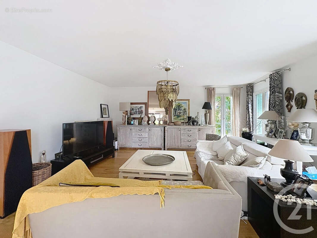 Appartement à CHAMPIGNY-SUR-MARNE