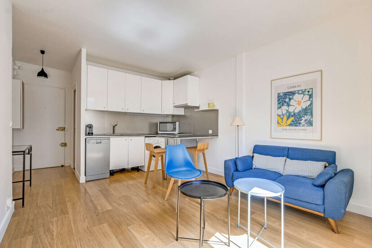 Appartement à PARIS-15E