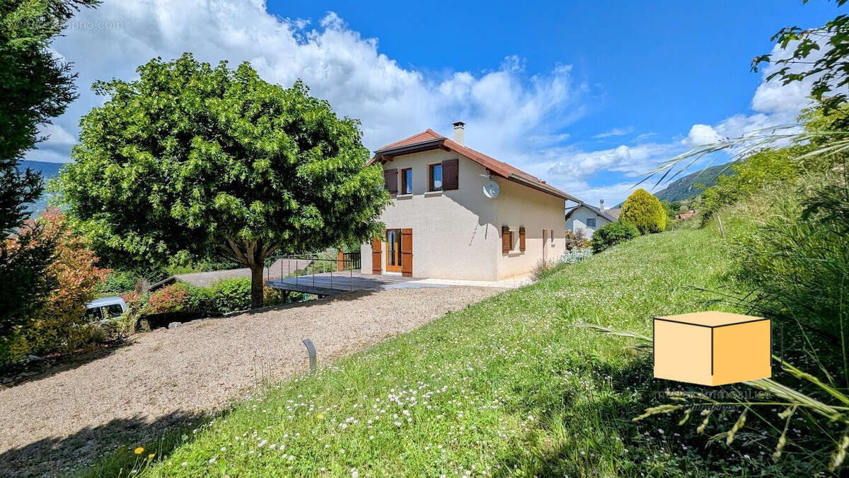 Maison à RUFFIEUX