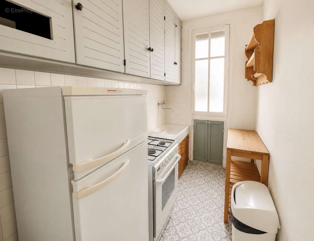 Appartement à PARIS-14E