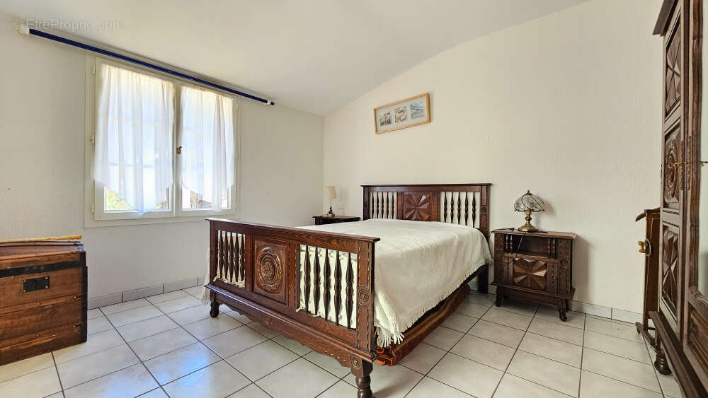 Maison 163 m² à Echire  - photo 9
