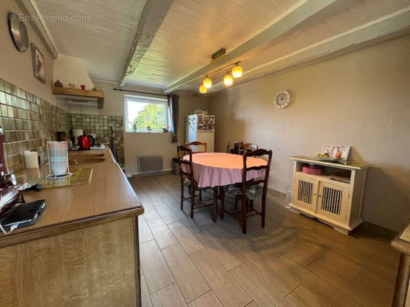 Maison à MELGVEN
