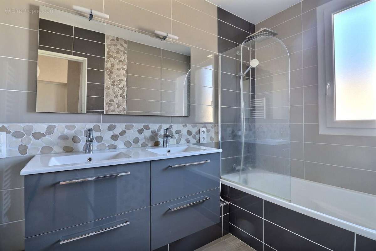 Maison à CLERMONT-FERRAND