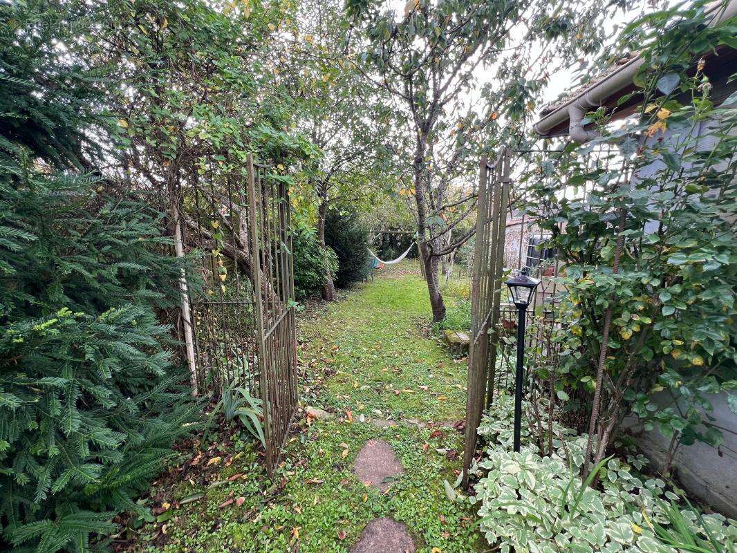 Maison à FERRIERES-EN-BRIE