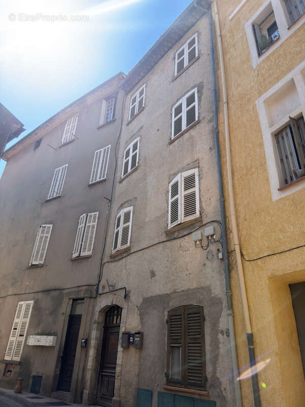 Appartement T2 + studio attenant Le Luc 70 m2 - photo 10