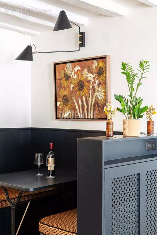 Appartement à PARIS-7E