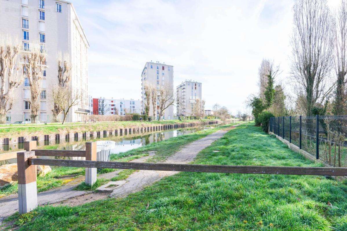 Appartement à CHELLES