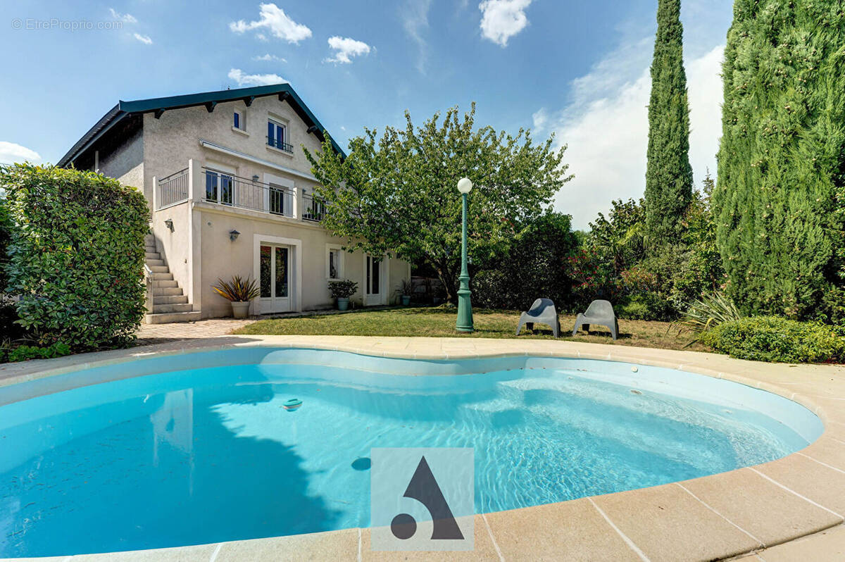 Maison à BRON