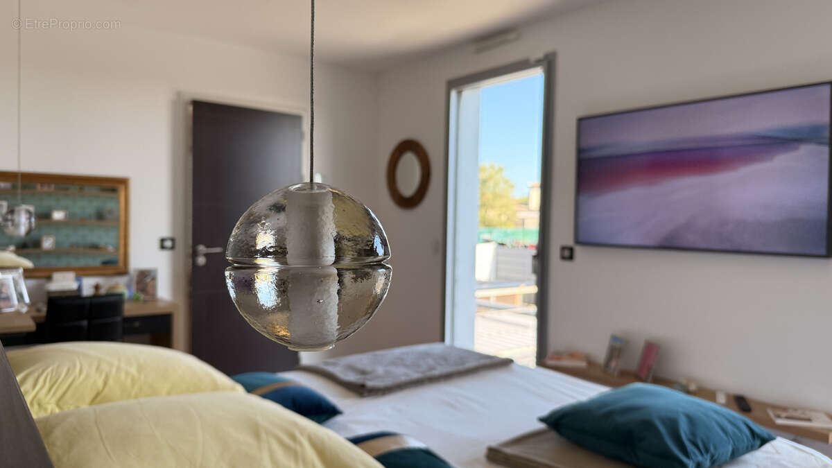 Maison à CARBON-BLANC