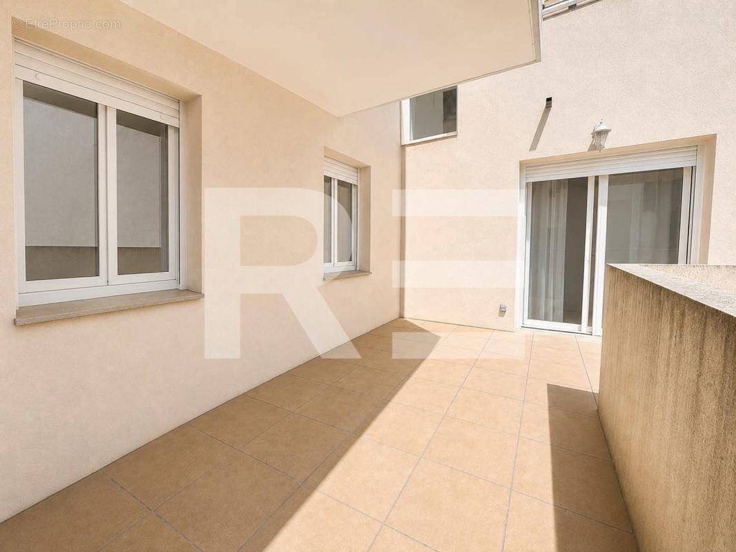 Appartement à NIMES