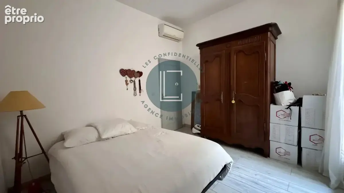 Mauguio centre - T4 89 m² de caractère avec parking privé - photo 10