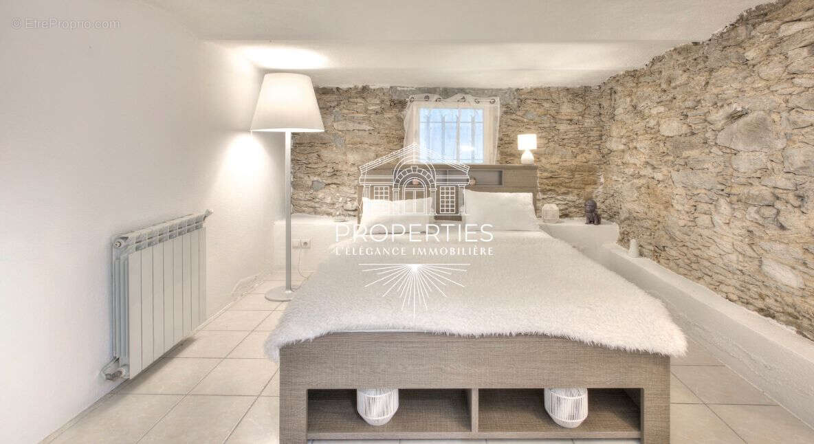 Bormes - le pin - maison de 143m² - garage - dependance - piscine - photo 8