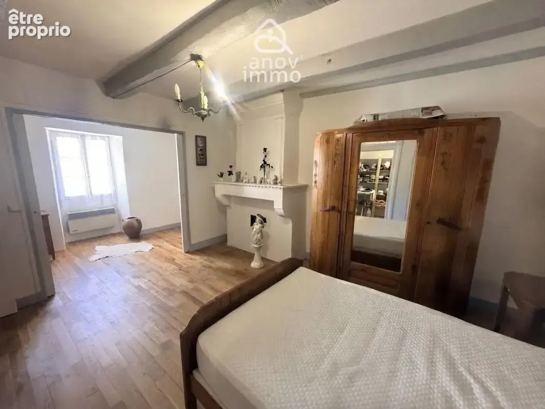 Maison en pierre 159 m2   3 chambres   Cour attenante + terr - photo 11