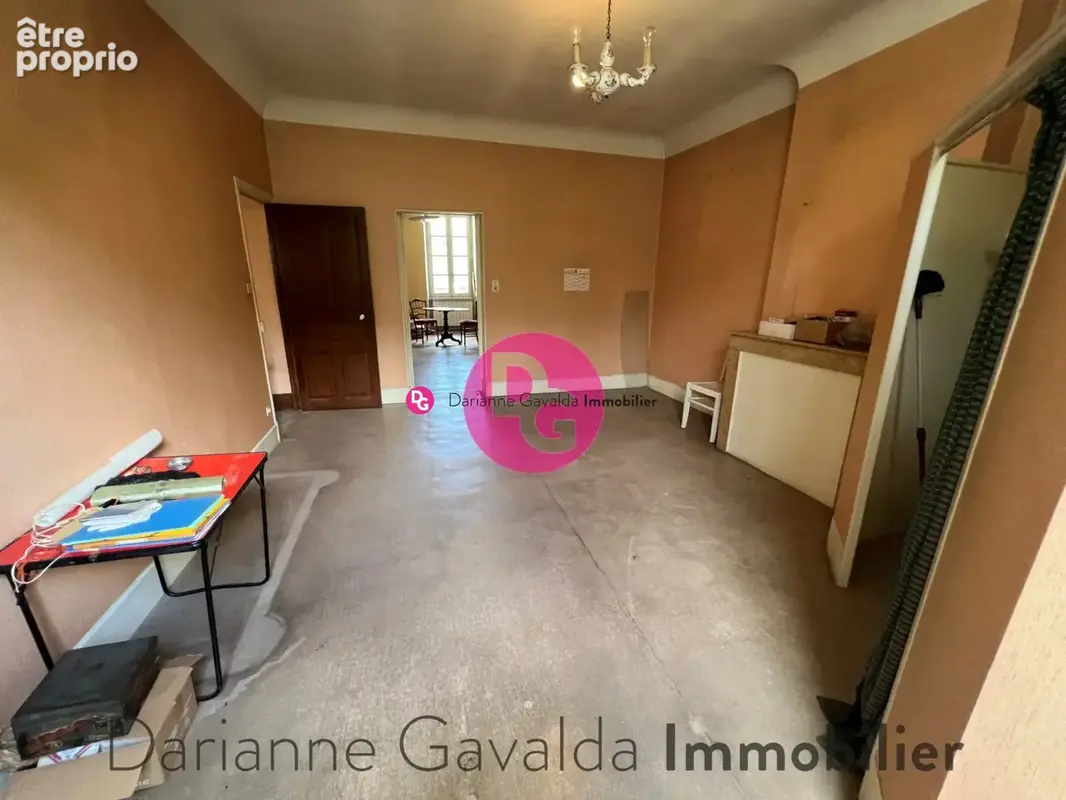 Appartement 300 m² à vendre à Decazeville (12300) - photo 8