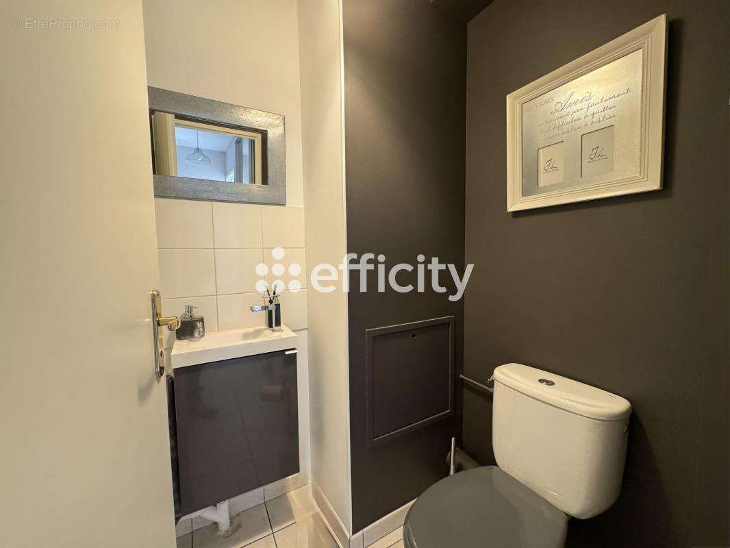 Maison à MAGNY-LE-HONGRE