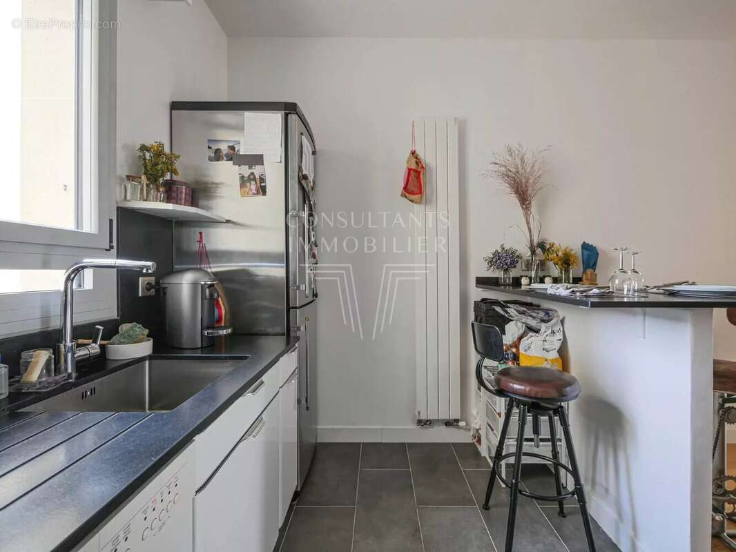 Appartement à NEUILLY-SUR-SEINE