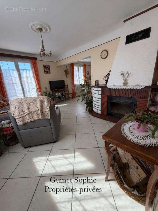 Maison Saint Jean D Hermine 5 pièce(s) 96.76 m2 - photo 4