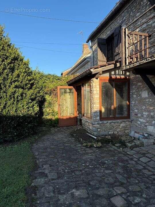Maison à BOUTERVILLIERS