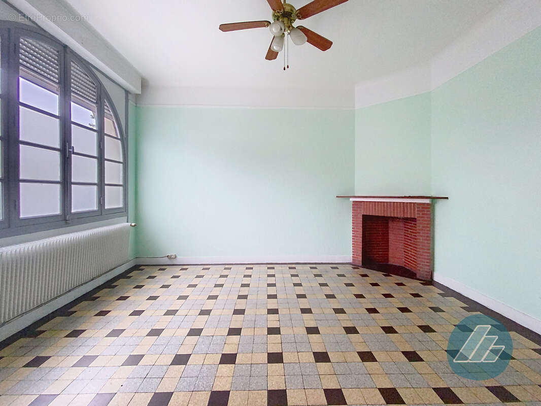 Maison à LONGPRE-LES-CORPS-SAINTS