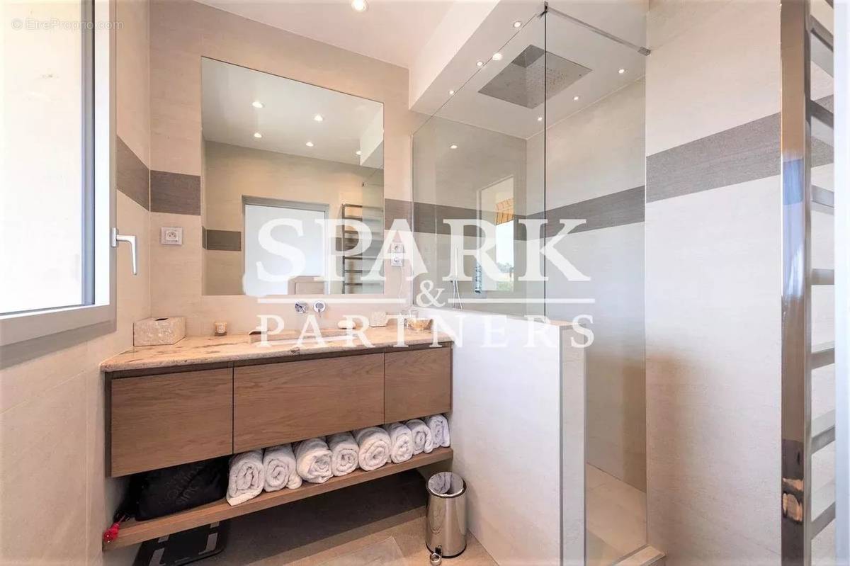 Appartement à VILLEFRANCHE-SUR-MER