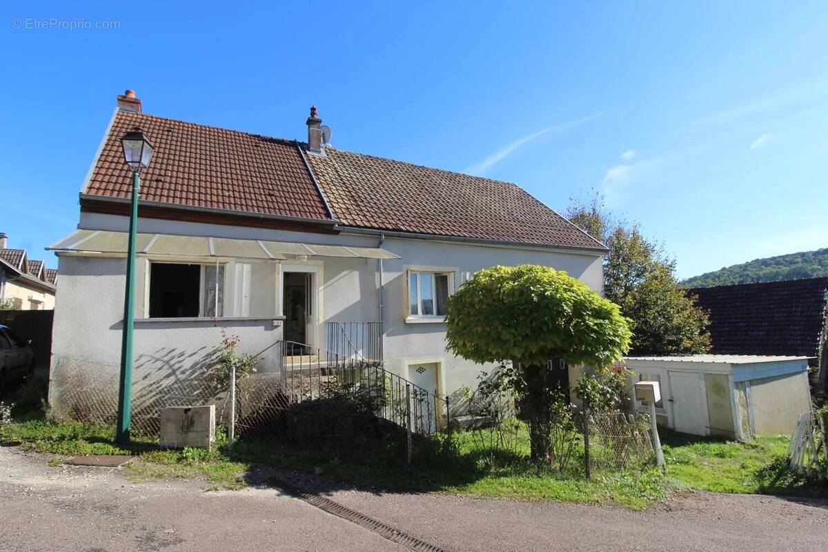 Maison à VENAREY-LES-LAUMES