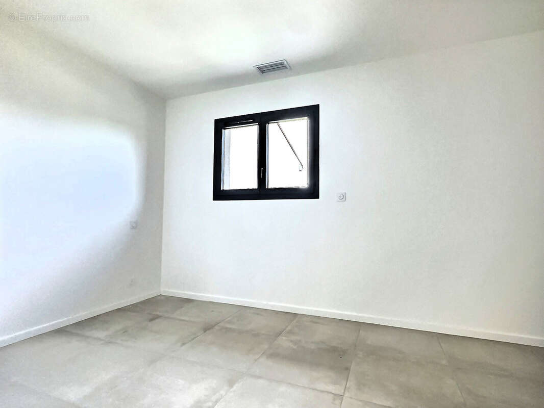 Maison à SAINT-CYPRIEN