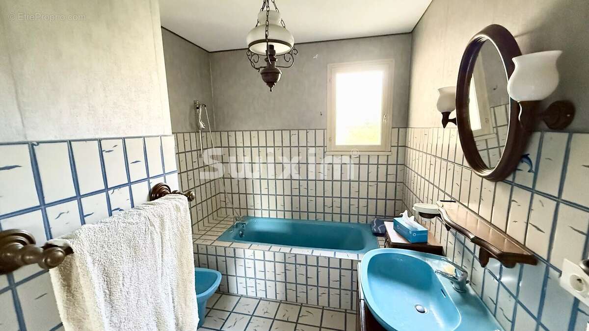 Maison à VERS-EN-MONTAGNE