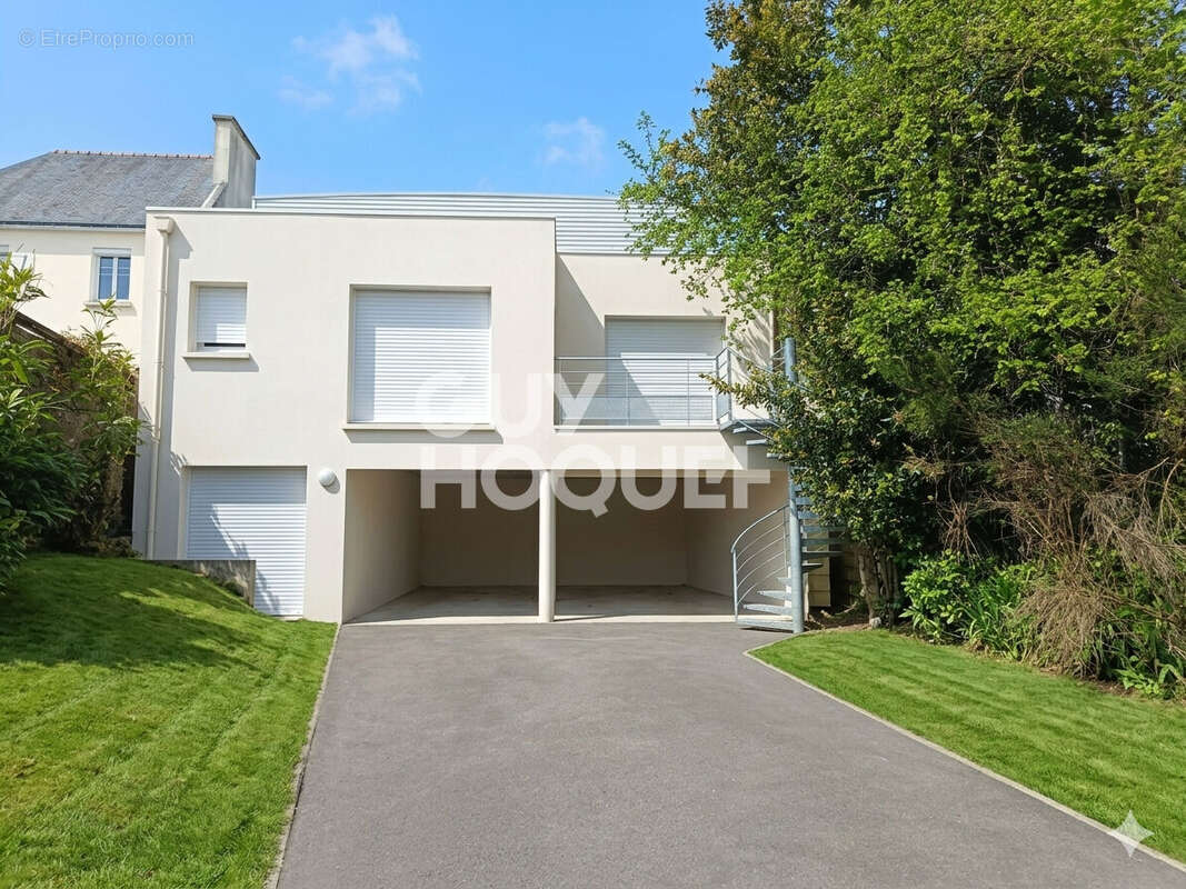 Maison à LOCMINE