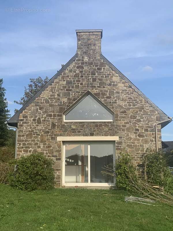 Maison à PONT-DE-BUIS-LES-QUIMERCH