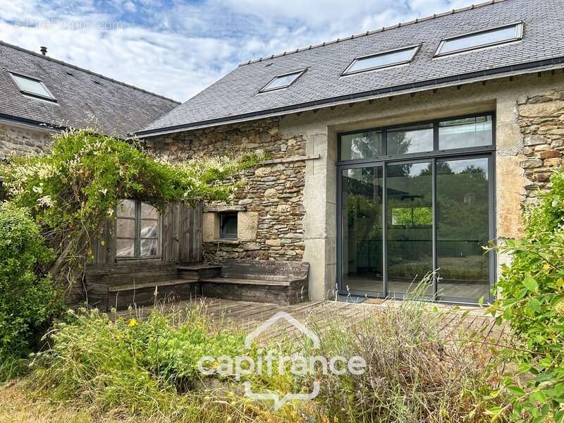 Propriété de caractère avec longère de 185 m², deux logements indépendants, hangar a quelques minutes de pontivy – saint-gérand - photo 3