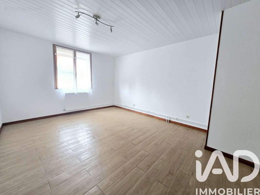 Maison 58 m² à Fleigneux  - photo 5