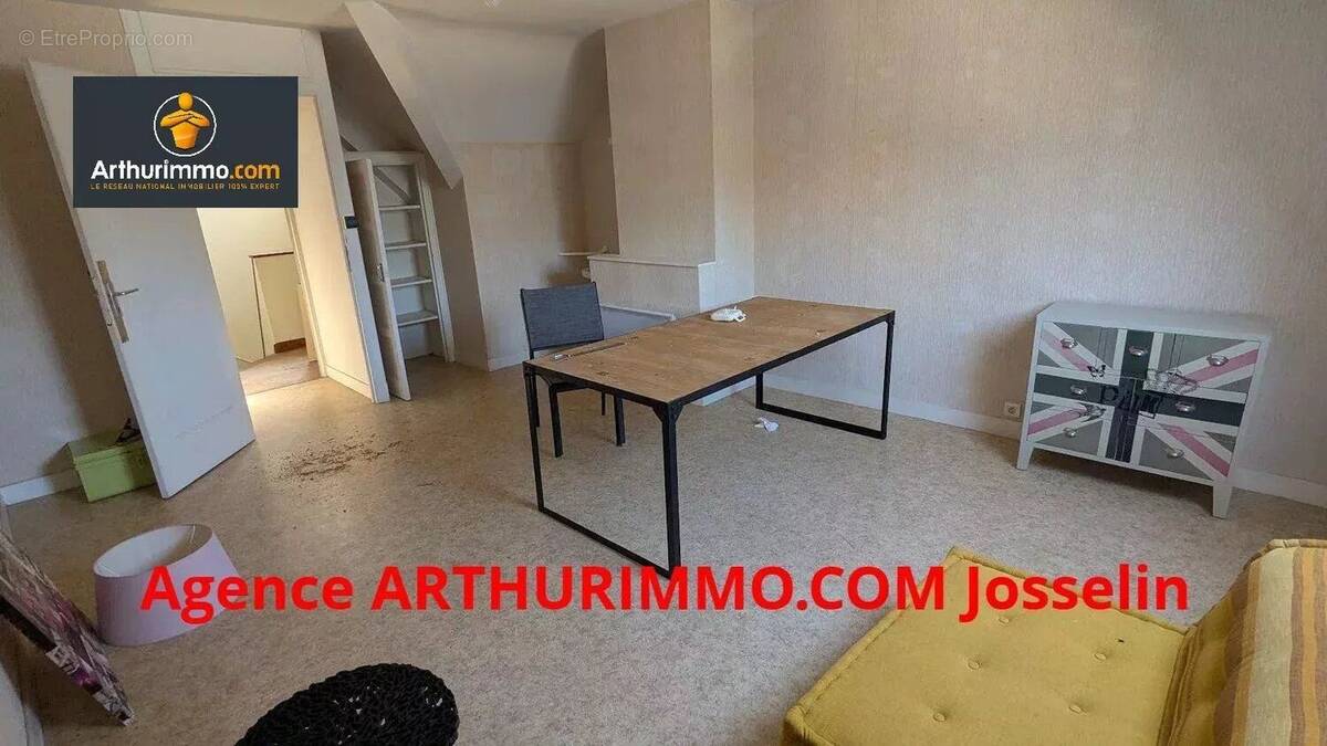 Appartement à JOSSELIN