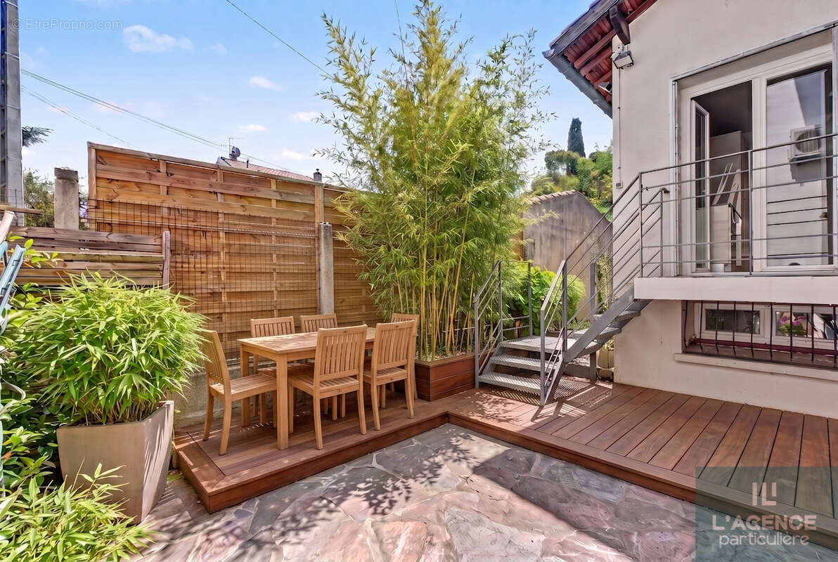 Belle maison devville de type T8 de 200 m2 avec sous-sol complet - photo 2