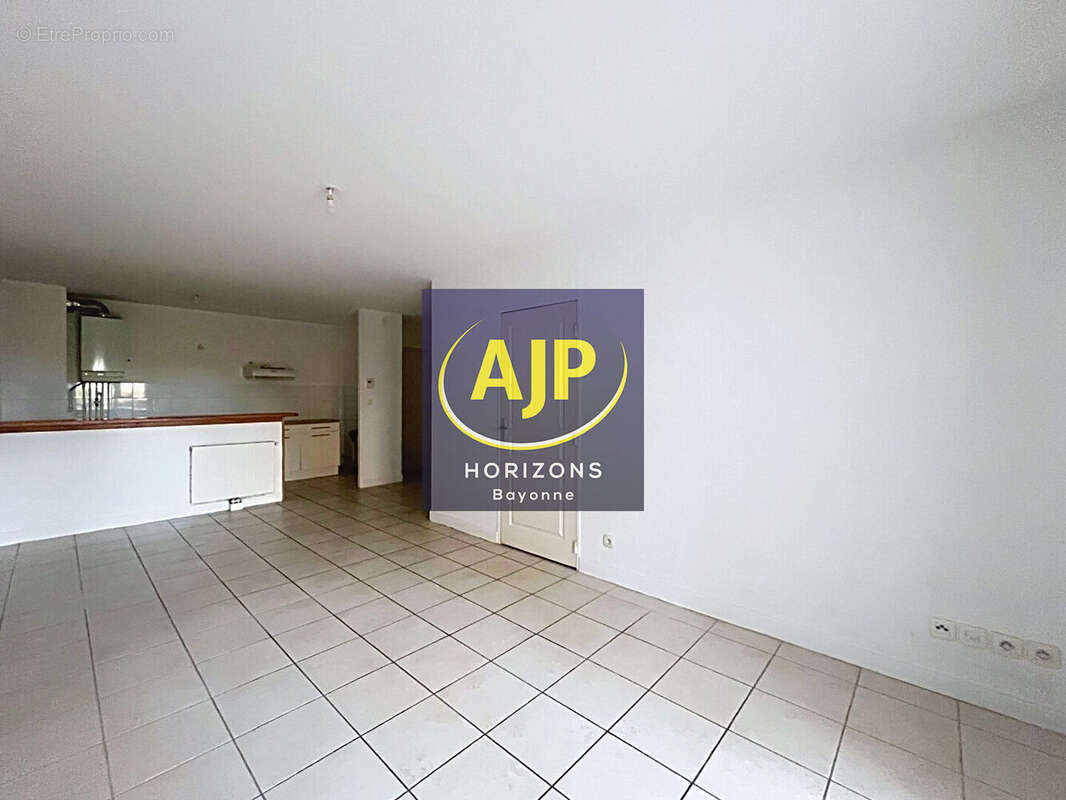 Appartement à TARNOS