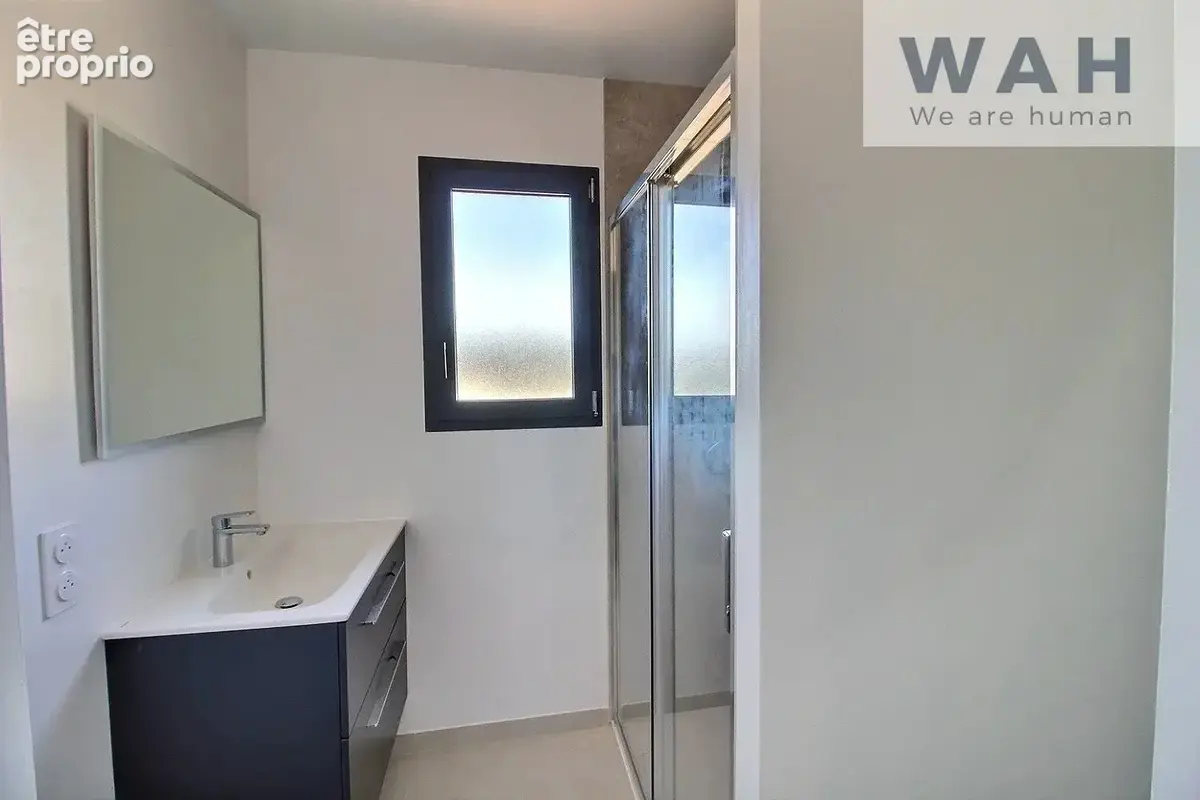 Vente villa de type 5 en r+1 avec garage et piscine sur une - photo 6
