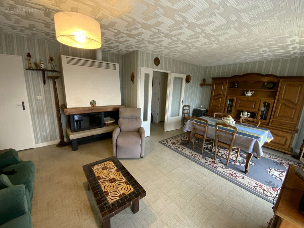 Maison à VILLERSEXEL