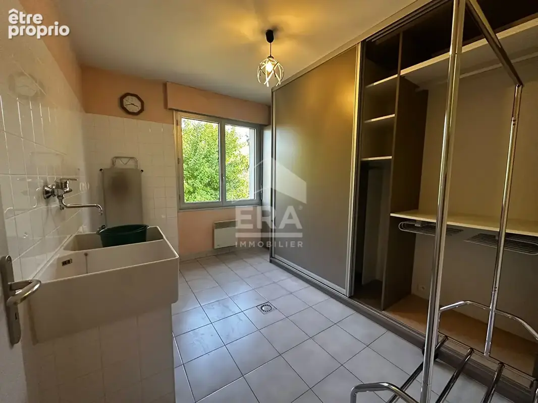 Ensemble immobilier avec deux maisons et grange - Val de Livre (Tauxières-Mutry) - photo 7