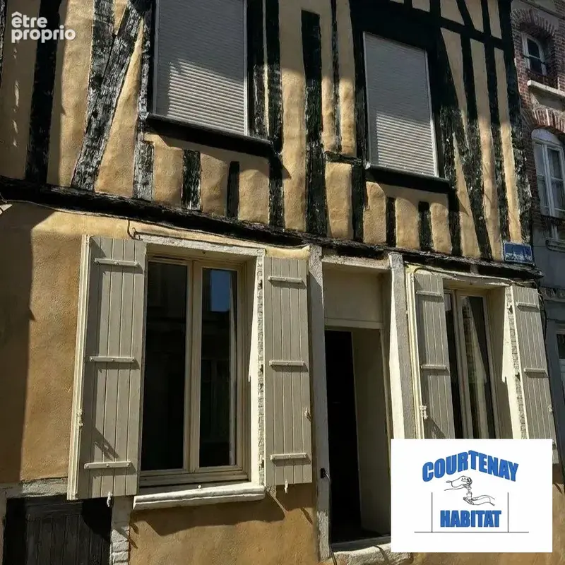 Maison 3 pièces 63 m² à vendre à Saint-Julien-Du-Sault (89330) - photo 1