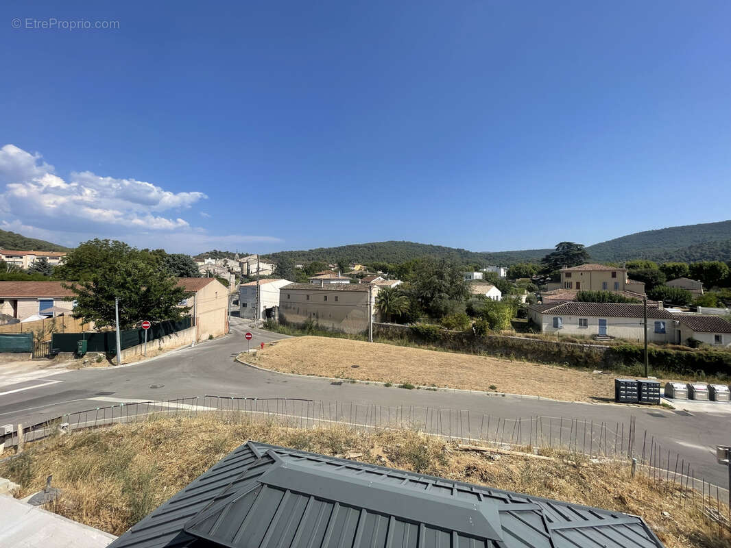 Maison à SAINT-ZACHARIE