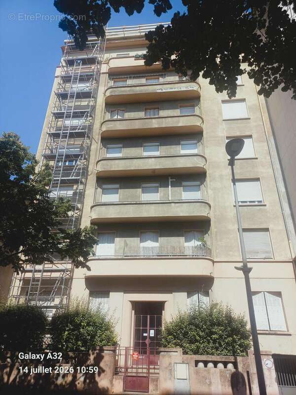 Appartement 72 m² à Valence  - photo 2