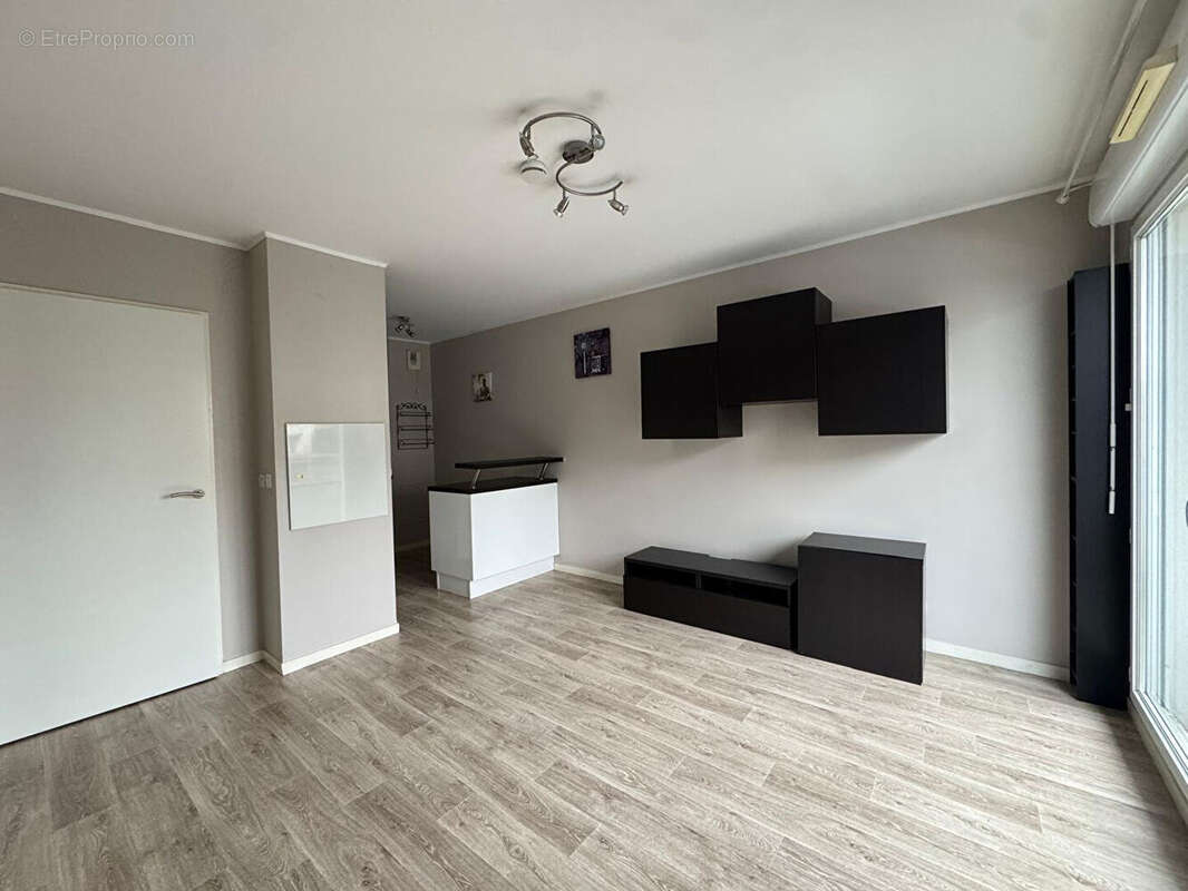 Appartement à DAMMARIE-LES-LYS